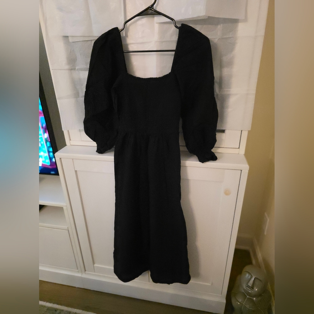 Elegant Black Puff Sleeve Dress